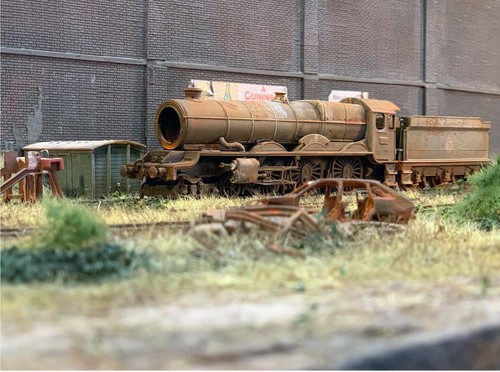 Scrapyard gauge locomotive - oo,