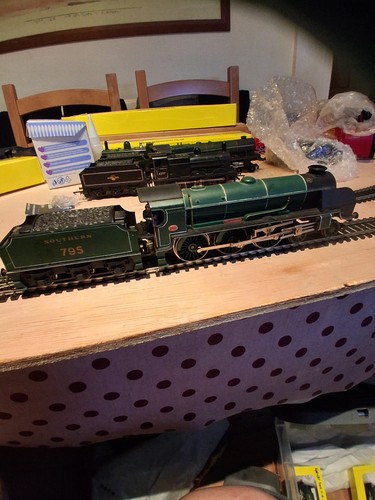 Hornby r154 class n15 0 - n15, 4-6-0