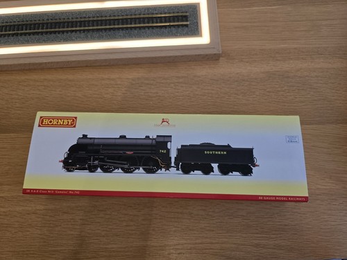 Hornby r3527 0 - sr, class