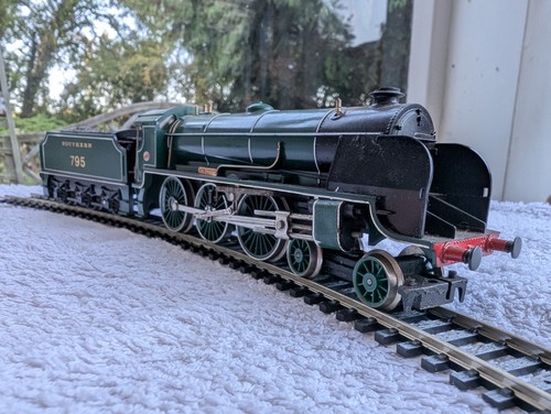 Hornby railways r154 - railways, sr