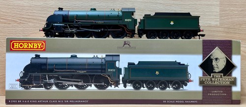 Hornby r2905 r class - hornby, 'oo'