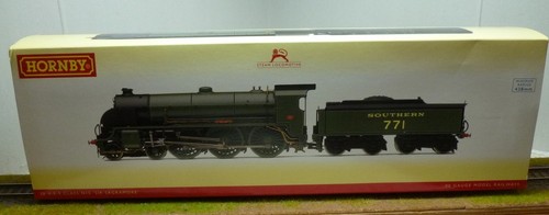 Hornby gauge r3010 s - r3010, s.r